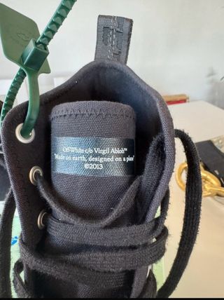 Zapatillas Off White Negras y Blancas