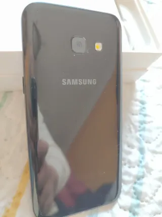 Samsung Galaxy A3 Caja