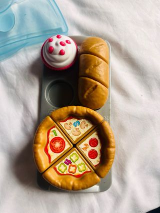 Cocinita de juguete con accesorios