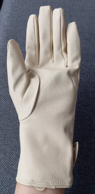 Guantes vintage beige con lazo