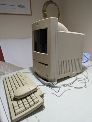 Apple Macintosh Colour Classic Ordenador. Rebaja