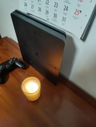 PS4 (PlayStation 4) Negra + DualShock 4