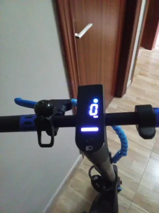 Patín Eléctrico 25km Seminuevo Ajustable