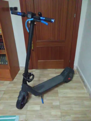 Patín Eléctrico 25km Seminuevo Ajustable