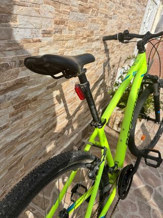 Bicicleta Rockrider 100
