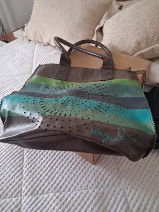 Bolso Desigual Multicolor con Diseño Calado