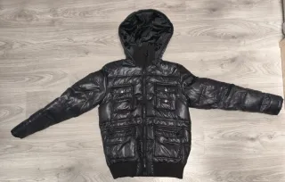 Cazadora negra acolchada talla L