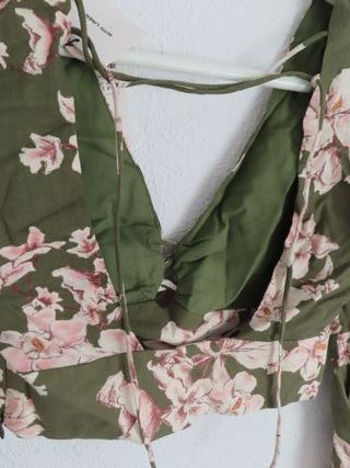 nuevo con etiqueta zara crop top espalda