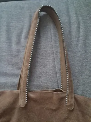 Bolso de piel marrón