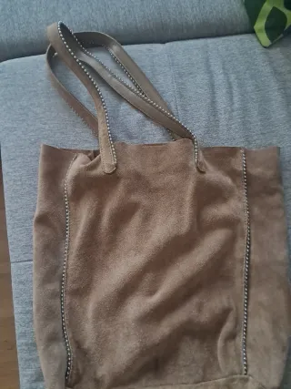 Bolso de piel marrón
