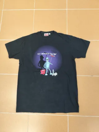 Camiseta Futurama Bender Negra