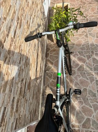 Bicicleta Btwin Gris