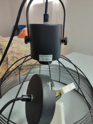 Lámpara de suspensión ajustable negra