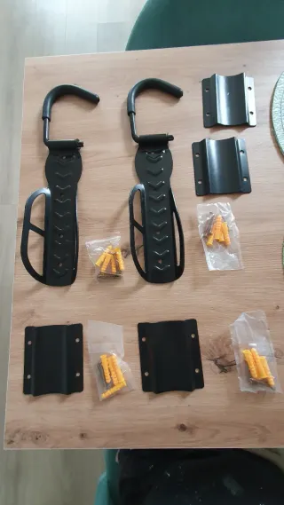 Soportes Pared Bicicleta (2uds) + Tacos