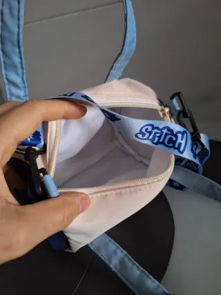 Bolso niña Stitch a estrenar.