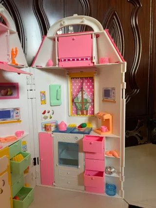 Casa de muñecas plegable tipo Barbie