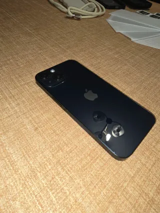 iPhone 14 512 GB eSIM - Libre + fundas