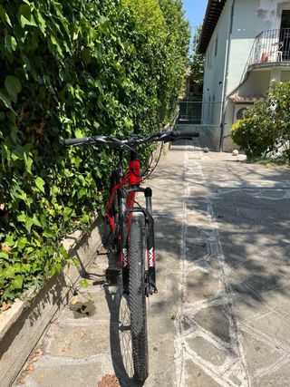 Bicicleta de Montaña Roja