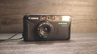 Cámara Canon Sure Shot Max 35mm