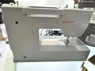 Máquina de coser Singer Heavy Duty