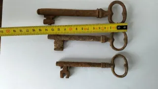 Lote 3 llaves antiguas grandes