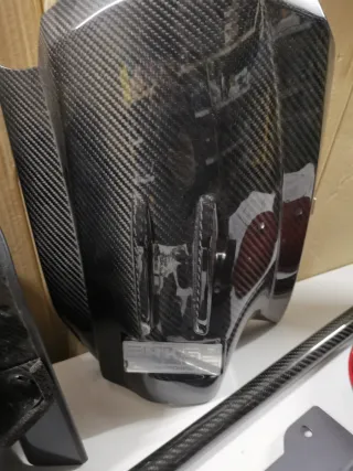 Kit Admisión y Tapa Carbono HKS Yaris GR