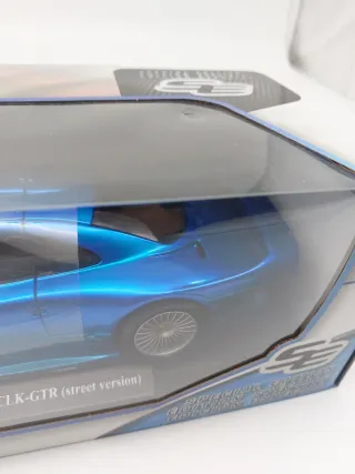 Maisto Mercedes CLK GTR 1/18 (Street Version)