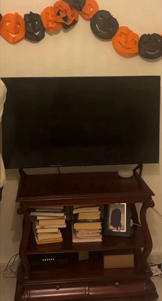 Mesa/aparador de madera maciza oscura