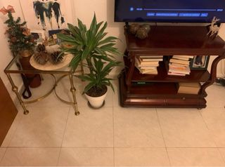 Mesa/aparador de madera maciza oscura