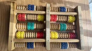 Masajeador de pies de madera