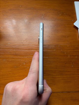 iPhone XR bianco per ricambi con scatola