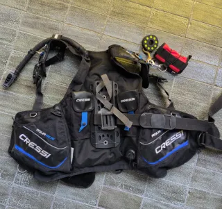 Pack Buceo Cressi: Ordenador 2 Reguladores etc