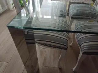 Mesa de comedor cristal y metal