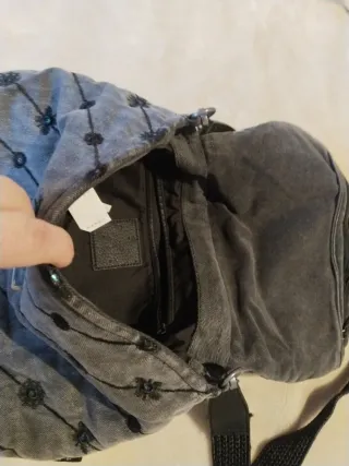 Bolso Desigual gris con flores