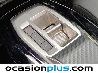 Peugeot 2008 Allure Hybrid eDCS6 100 kW (136 CV)