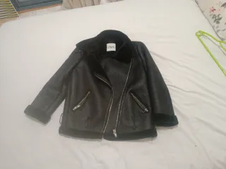 Chaqueta Zara Negra