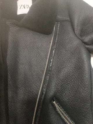Chaqueta Zara Negra