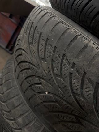 Llantas con neumáticos