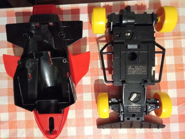 Lote 5 coches radiocontrol Nikko y Taiyo