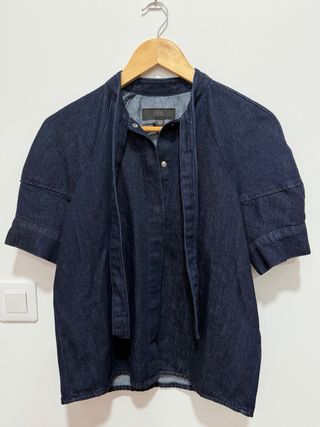 Blusa vaquera con lazada