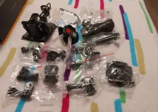 Cámara Apeman A77 con funda acuática y accesorios