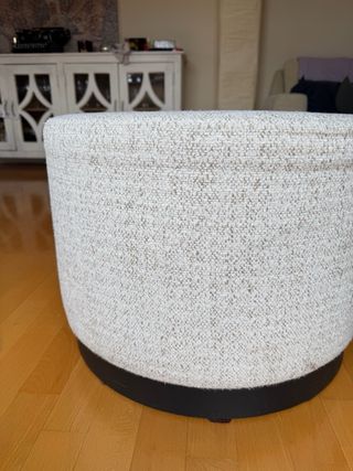 Pareja de puffs redondos