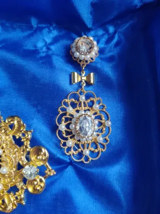 Aderezo fallero dorado con perlas