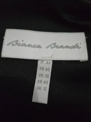 Abito da sera nero e rosa con fiore