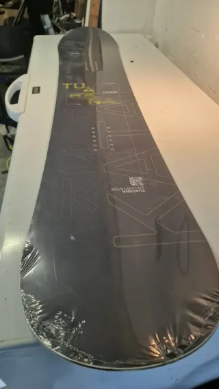Tabla Snowboard Tuarana 157cm nueva