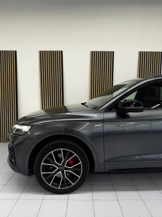 Audi Q5 SPORTBACK BLACK LINE 40 TDI QUATTRO