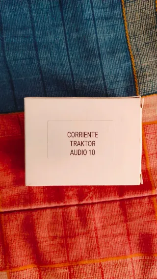 TRAKTOR AUDIO 10 Interface de Audio