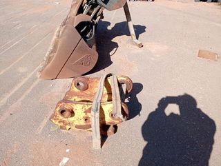 Cazo limpieza excavadora oscilante