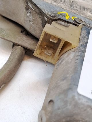 ELEVALUNAS DELANTERO IZQUIERDO SUZUKI VITARA SE/SV (ET)