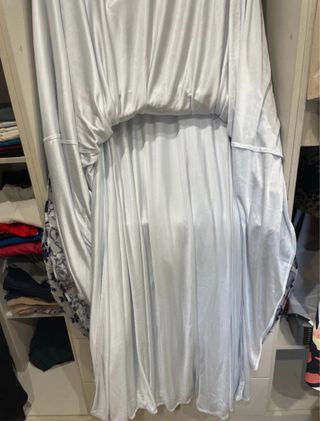 Vestido largo azul y blanco